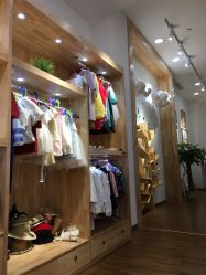 试衣间-婴爱儿童成长摄影(南山区总店)