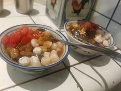 -卤校长老火锅(杨家坪直营店)