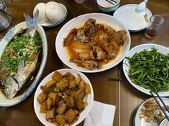 -芦茨金富饭庄·25年老字号·专做稻草鸡