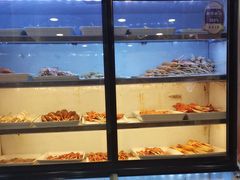 -哈尔滨小酒馆·鲜肉现穿自助烧烤(康新花园店)