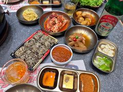 -草家酱蟹炭火烤肉店(珲春南路一店)