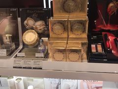 -关西国际机场直营免税店
