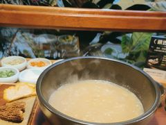 -银米·云南传统过桥米线(双廊黑金冠店)