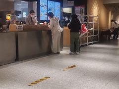 -麦当劳(中山公园龙之梦店)
