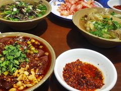 -谢老五跷脚牛肉·非遗传承店