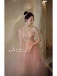 -莫小姐婚纱