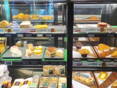 面包甜点陈列柜-星巴克(天津大悦城第二店)