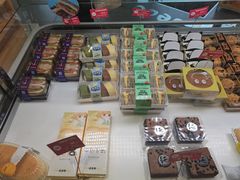 零售区-味多美(江安路店)