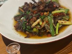 -吃饭皇帝大土家民族菜(正大广场店)