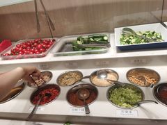 自助调料区-海底捞火锅(大融城店)