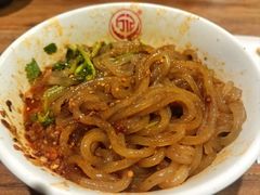 -万记麻辣烫国展总店