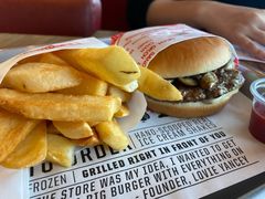 蘑菇芝士汉堡-FATBURGER 特富客汉堡(外交公寓店)