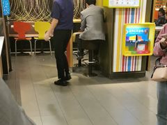-麦当劳(新华路步步高店)