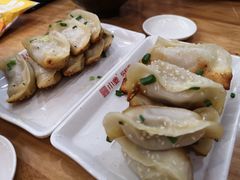 -小姜锅贴(凤凰街店)