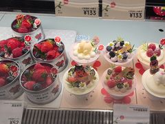 -花花卷卷·鲜食蛋糕(泉屋店)