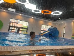 -趣游baby swim婴童游泳·盐氧护(旭辉u天地店)