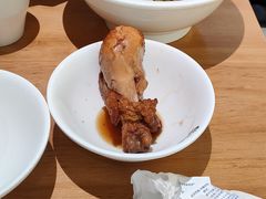 -LuOne凯德晶萃广场(徐家汇路店)
