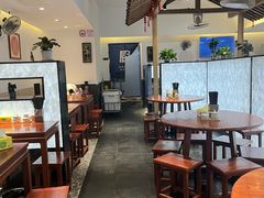 -裕兴记•蟹黄面馆(人民广场店)