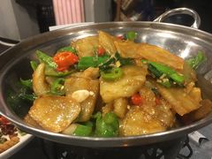 干锅地三鲜-虎虎龙虾大排档(双井店)