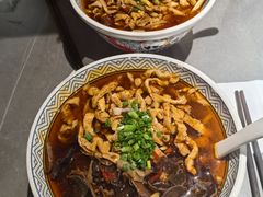 -粉吖吖·邵阳米粉(体育西路店)