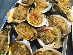 -覃记海鲜美食餐厅