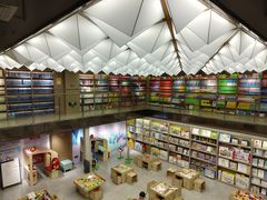 -新华书店(市民中心店)