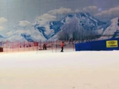 -哈尔滨热雪奇迹