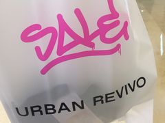 -URBAN REVIVO(欢乐海岸购物中心店)