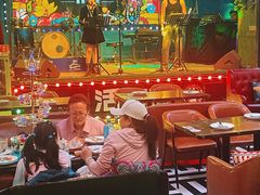 -Famous肥猫墨西哥音乐餐吧(五棵松华熙LIVE店)