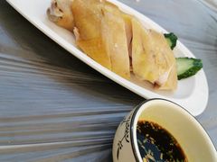 -侬佳蒸菜馆(听潮店)