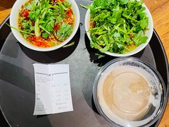 -万记麻辣烫国展总店