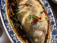 淸蒸鲈鱼-好口味小吃楼·东北菜(太原南街店)