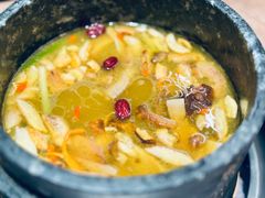 -蘑界·野生菌火锅(深业上城店)