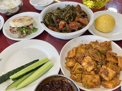 -北京龙庆四季香农家饭庄·灶台鱼·碳烤虹鳟鱼(龙庆峡店)