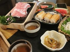 -湊湊火锅·茶憩(恒隆广场店)
