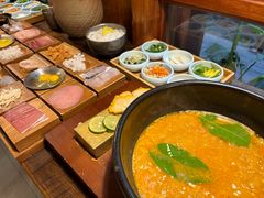 -银米·云南传统过桥米线(双廊黑金冠店)