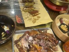 -破瓦寒窑烤羊排·鲜牛肉烧烤