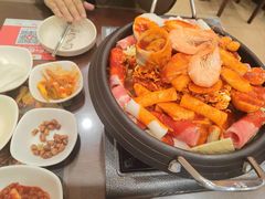 -贵宾庄炸酱面·韩式料理(高区店)