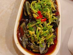 -小火炕铁锅炖鱼