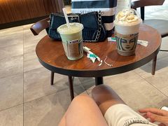 -星巴克(武汉江夏中百广场店)