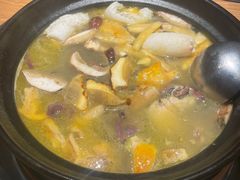 -一朵菌·野生菌探索家火锅(南亚店)