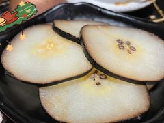 -果松木炭酸菜铜火锅·外婆参鸡汤