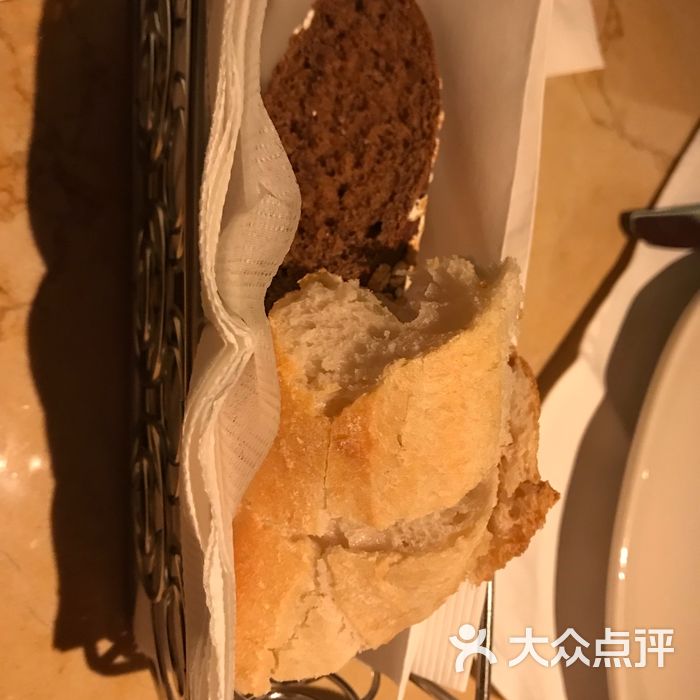 the cheesecake factory 芝乐坊餐厅餐前面包图片-北京西餐-大众点评