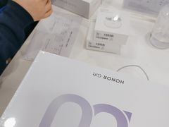 -荣耀授权专卖店(黄浦浙江中路店)