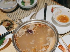 -雍和会海鲜姿造自助(湖东路店)