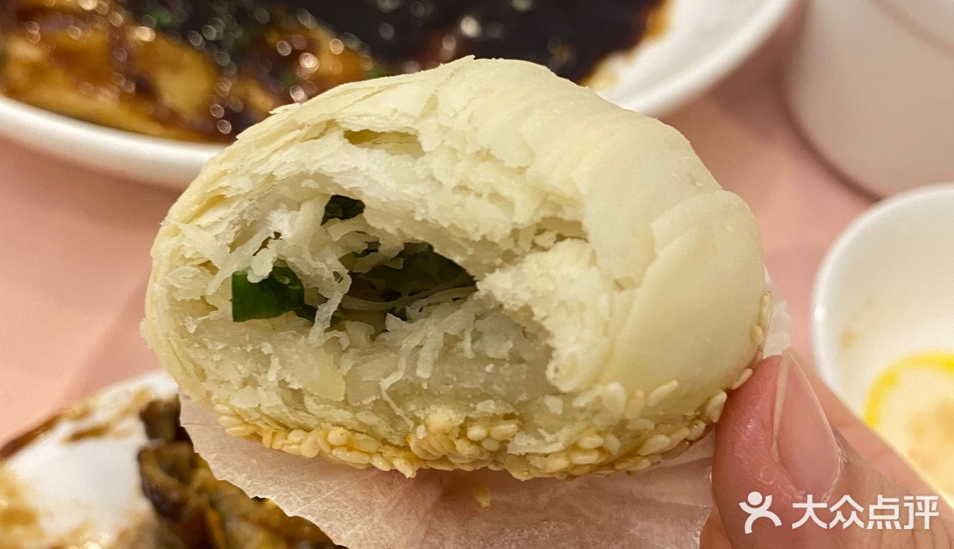 菜还是很不错的，服务也算热情