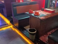 -路边边.炒菜烧烤.音乐餐厅(良乡长虹店)