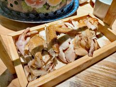 -关东小磨东北菜(上海长风大悦城店)