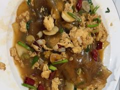 -鲁南仔·滕州炒鸡(经三路店)