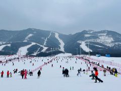 -鳌山滑雪度假区